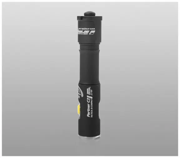 Фонарь Armytek Partner C2 Pro XHP35 Теплый	