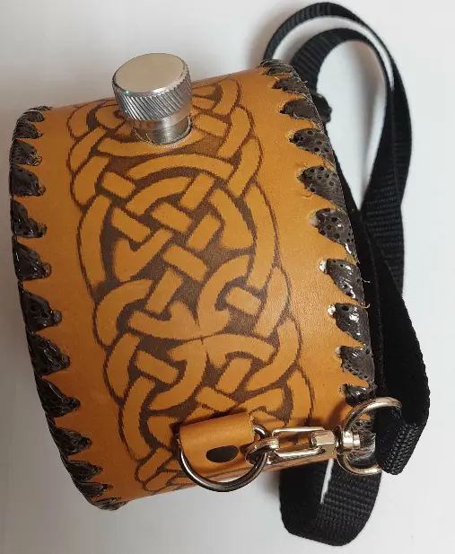 Фляга 507 (рыжая кожа) 1л, круглая