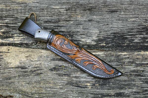 Нож Охотник цм D2 Карбон, форм. ножны №2